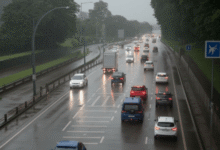 What are the Key Factors behind the Fluctuating Weather in Muscat?